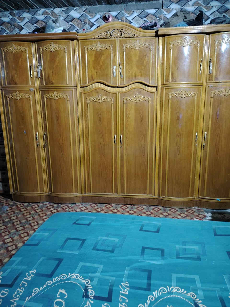 السلام عليكم غرفة اخشاب صاج عراقي لبيع سعر 750 ألف جديدة رقم الهاتف ***********بغداد العبيدي
