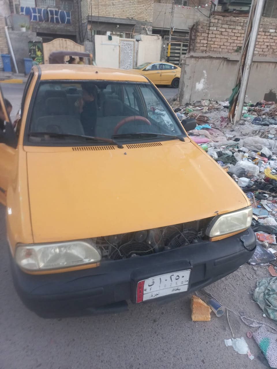سلام عليكم سايبا مديل 8 كير ومحرك جدد شواصي مكفوله الكشر شوفت عينك
راعيها جيراني شوكت ماتريد تحويل موجود 
السعر 1300قفل مطلوبه غرامات 200الف 
العنوان بغداد حي نصر 
رقم الهاتف ***********
