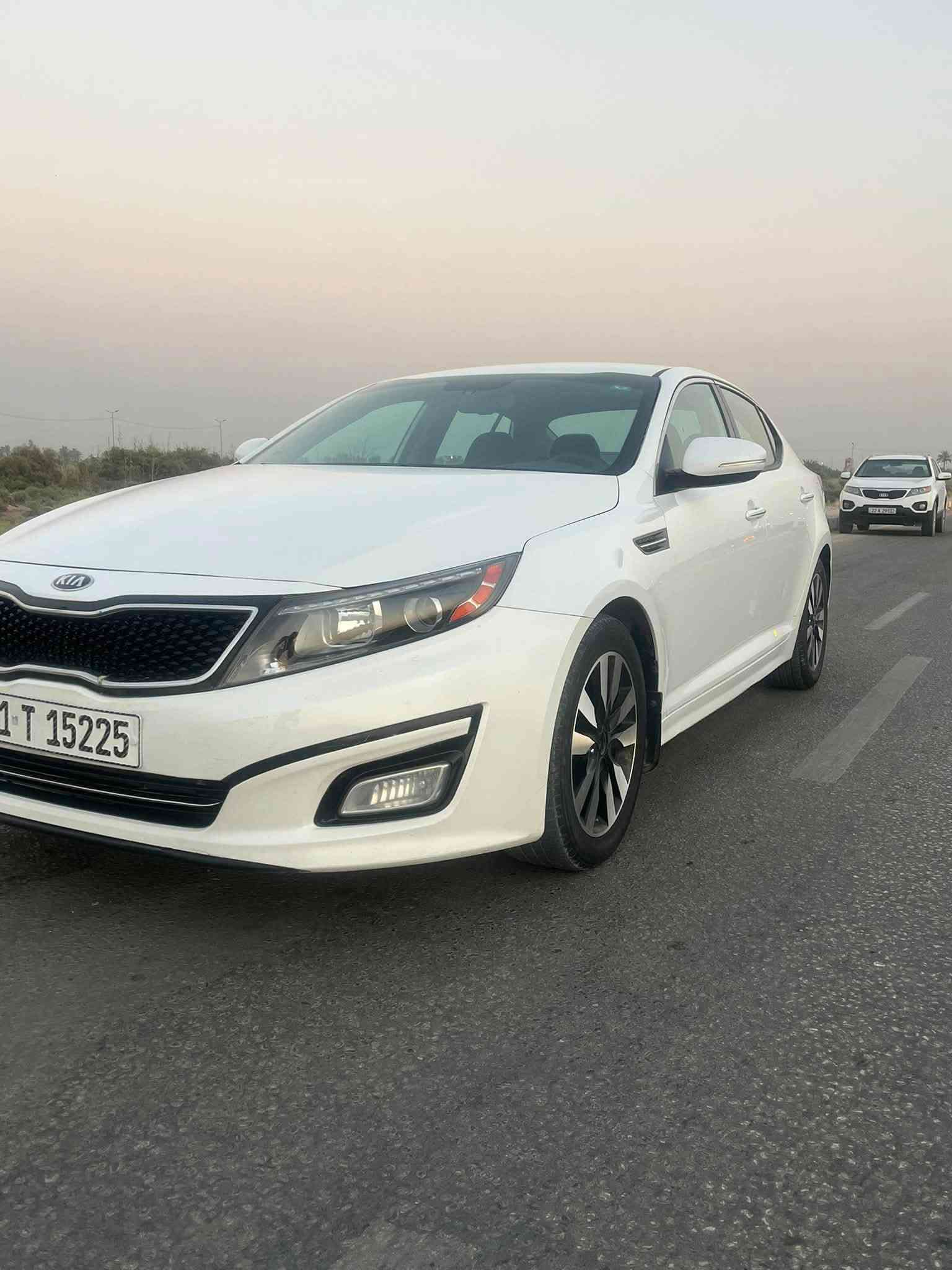 السلام عليكم
اوبتيما SX موديل ٢٠١٥  رقم بغداد بأسمي امريكيه حادثها جاملغ خلفي بدون داخل والباب كلير  وبيها تكشير بالجنطة ومكحل وشبر صبغ بخشم البنيد اثر تكشير مكينة ٢٤٠٠ ما مفتوحه كير خير من الله حداديه جديده السياره السياره فول مواصفات عدا البانوراما السيارة جاهزه مابيها اي نقص 
السعر ٩٨ $ قفل 
بابل قرب سيطرة الاثار
***********
