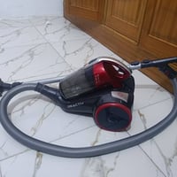 مكنسة كهربائية • جديدة