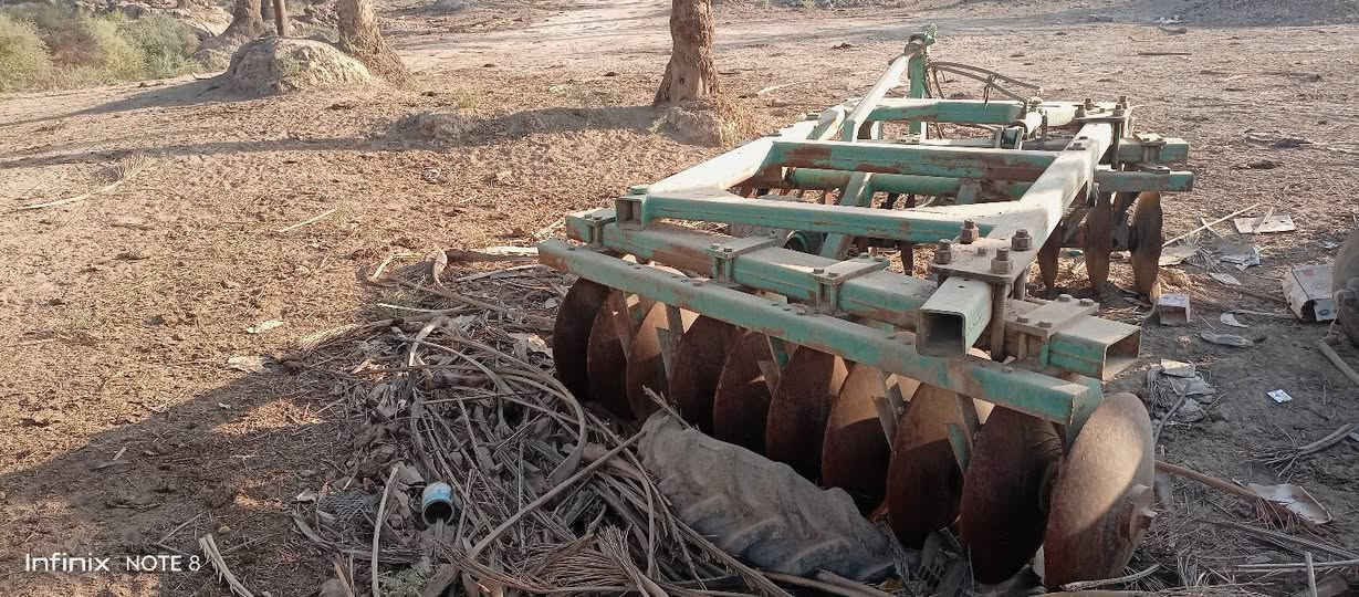 بيع مستعجل ديسك دفاح حجم 20 جديد وضع الشركه ديسك خير من الله جاهز للعمل العنوان ذي قار سوق الشيوخ موبايل ***********
