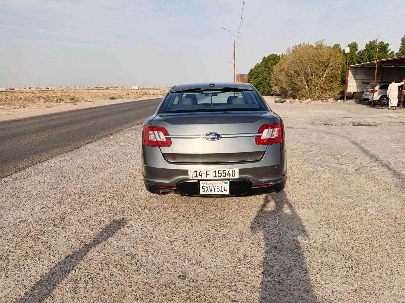 مكلف بلنشر فورد تورس موديل 2012 محرك 3500 وارد امريكي رقم بصره بأسمي ضربته جاملغ الأيسر الخلفي  صبغ بلاد تبريد شغال السعر 70 ورقه مكاني بصره خور الزبير ***********
