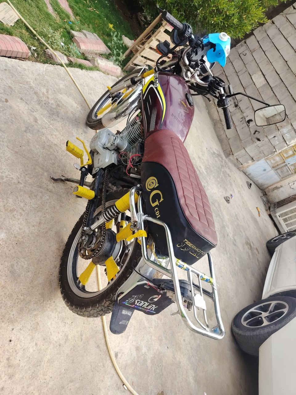 سلام عليكم
#للبيع 

#سيفان 🏍🏍🏍

#موديل 2020👉👉

#محرك مفتوح ⚙️🔧👍

#كهربائيات شغال 🚥🚦🔋🚨

#سلف هندر شغال 👍👍👍👍👍👍

#تخم #تاير #جديد ⭕⭕⭕⭕🛟

#السعر #350💵💵💵

👈👈👈👈مكانه صلاح الدين قضاء العلم 👉👉👉👉

📲📲📲📲***********📲📲📲📲📲📲
