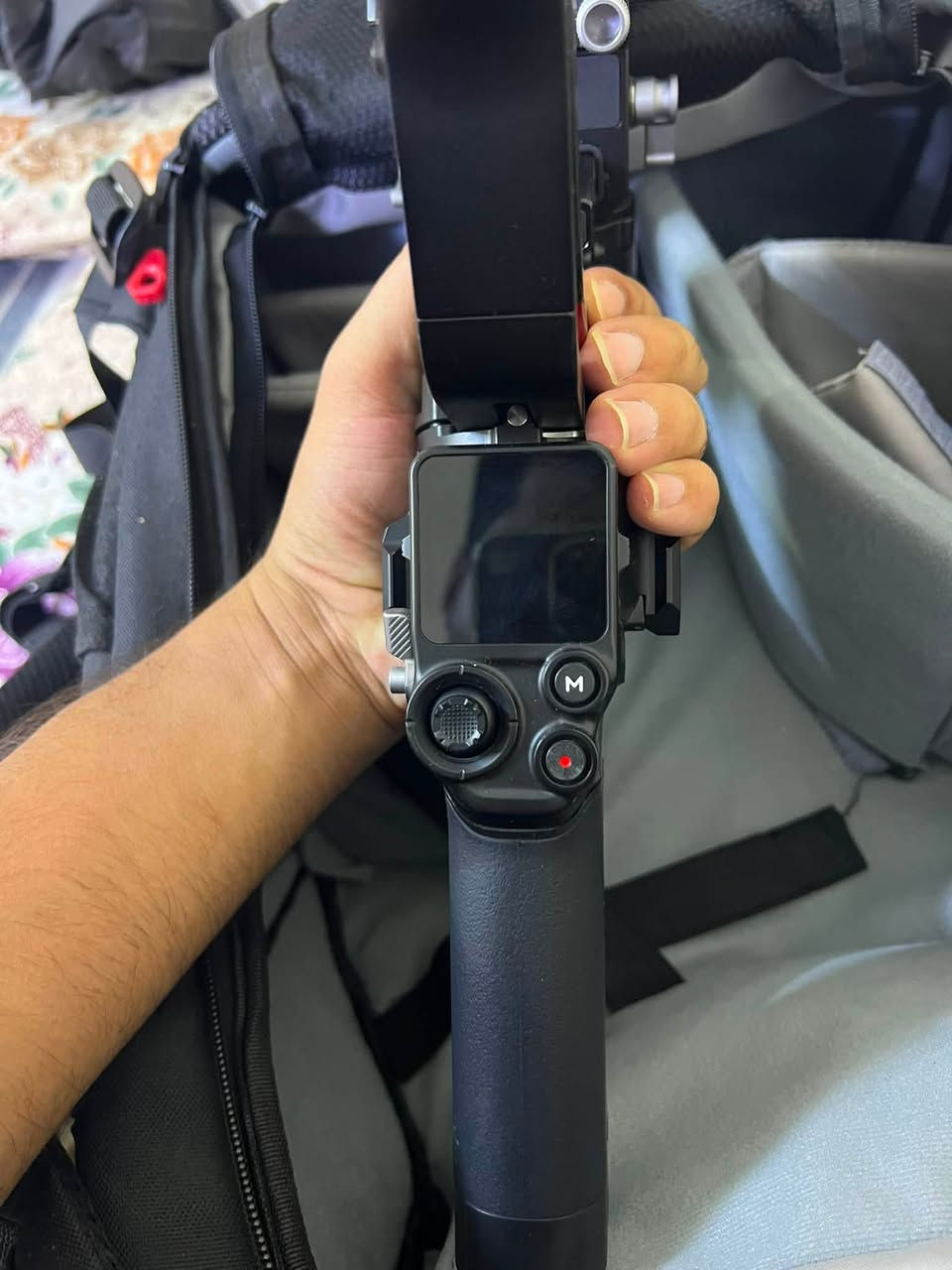 السلام عليكم 
كاميره sony a7 miii نضافه ٩٥٪؜ شترها 9k السعر ١٣٠٠٠٠٠ قفل 
رونين rs4 نضافه ٩٨٪؜ السعر ٥٠٠ الف قفل
الاسعار قفل لان الغراض جديده مصارلي هواي ماخذهن 
***********
