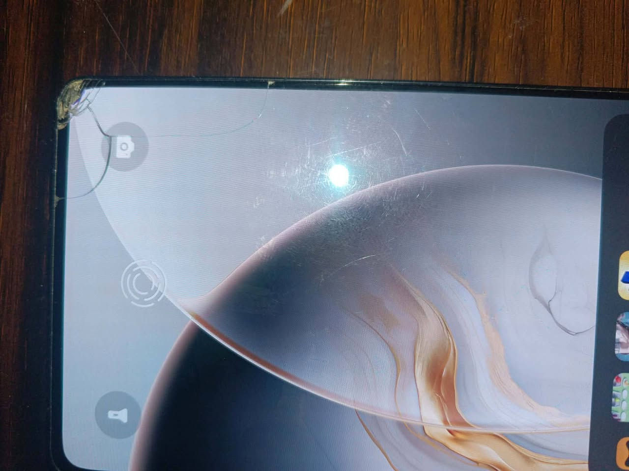 Tecno Camon 30 pro 5G
للبيع ب 265 وبي مجال حك جيتك او للمراوس بجيتي 20 برو
العيوب: فقط بيه فطر كلش بسيط بالكلاس الخارجي مامأثر ابد على الشاشة وبيه فطرين بالظهر ابد مامأثر على اداء الجهاز 
والجهاز لامتوح ولاداخل صيانة ابد
مكاني موصل حي الشرطة
جهاز بدون ملحقات فقط كفر وشاحنة انفنكس 45 واط
***********
