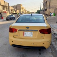 كيا فورتي 2013 وارد امريكي  حادث بسيط بدون ايرباك  بيهة ملاحظات بسيطة ...