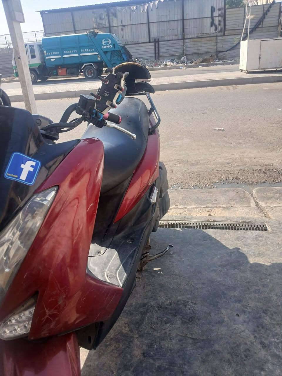 سلام عليكم شباب دراجه للبيع عقلها ضارب كهرباياتها كلها شغاله لايت زنون سعر 600 مكاني كفاءات العبيدي ***********
