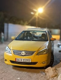 بي واي دي G3 • ٢٠١٤ • فتحة وبصمة