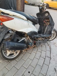 سكنس للبيع تجفيت جديد الدراجه نضيفه نقصه بس توديه الكهرباي يشغله الك س...