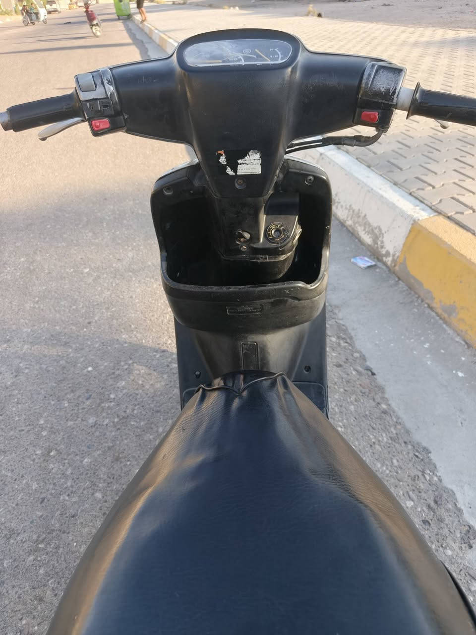 دراجه بطه موديل 2003
كفرات بلاد سواد بلاد 

200وبيه مجال 

رقم الهاتف ***********
