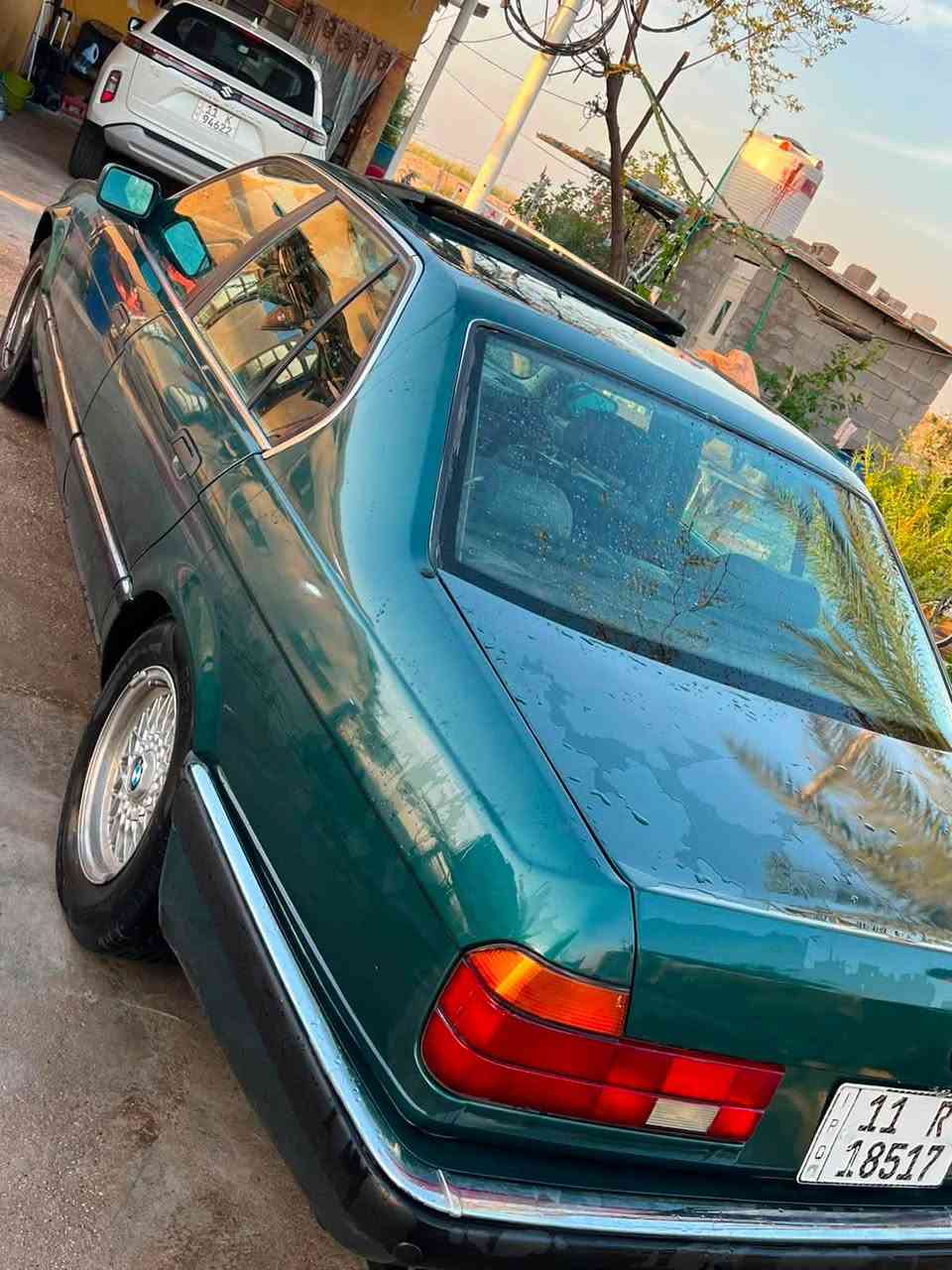 السلام عليكم بيئم حجم 735
مديل 91
السيارة كفاله ونضيفه مكينة گير كهربائيات تبريد طخم تاير كله جديد ومرتب 
مابيها اي نقص
*********** 
عنوان البصرة القبله راعيها بغداد تحويل مباشر
