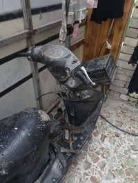 دراجه بريز للبيع طافيه العنوان بغداد الامين07729222678@