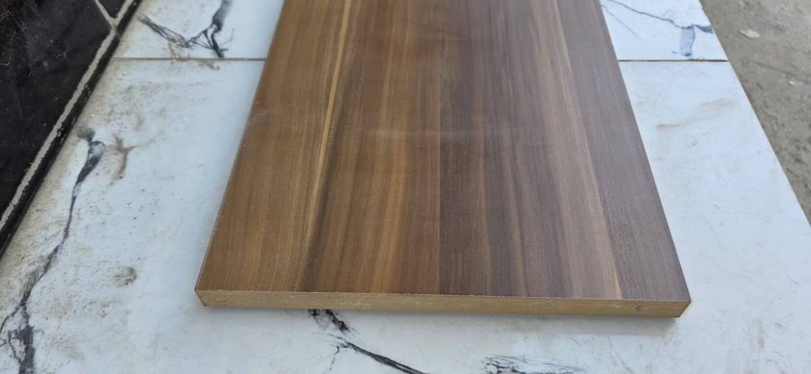 السلام عليكم رفوف للبيع خشب MDF درجة أولى 5 ألواح مقطعة الى 47 رف 
360c العدد 16 
300c العدد 7
255c العدد 12
105c العدد 12
سجة عدد 29 +ذراع رف 

للتواصل ***********
