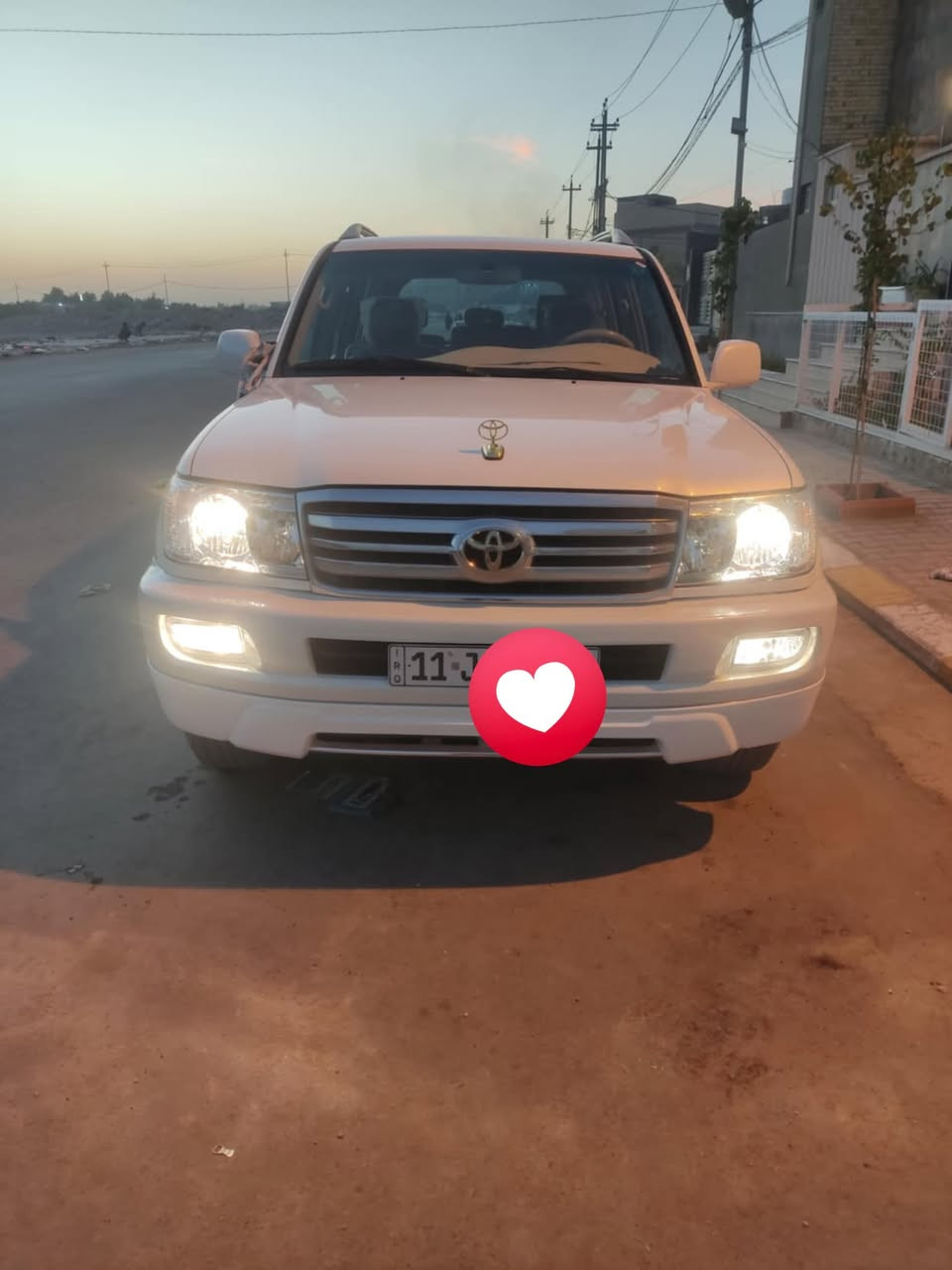 لاندكروزر مديل 2007 اصل فول بيه جاملغ وباب صبغ فقط بدون دواخل رقم بغداد دولي بسمنا
السعر 190 وبيه مجال العنوان النجف التواصل على الرقم ***********
