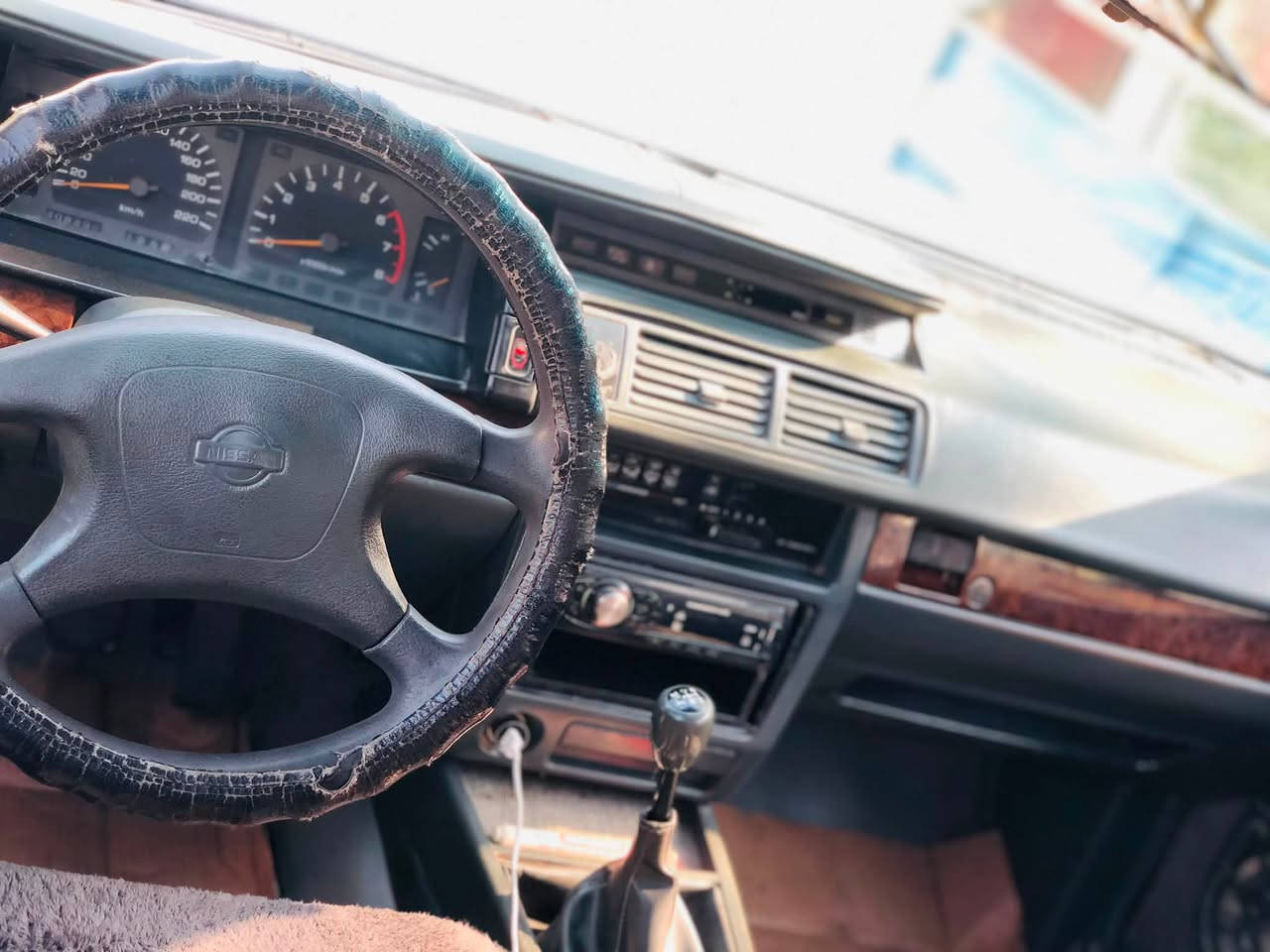 نیسان سدریک 2001 بۆ فڕۆشتن گێڕو مەکینە ئەکسل بەشەرت دوکەڵ بە شەرت پێشی سي پارچه له سه ر كال بوونه وه هەیە سەیارەکە یەک دینار مەسرەفی نییە تەبریت لەسەر سویچ کارەبای هەمووی ئیشەکا  ناوی زۆر جوان ماوەتەوە  ماشاء الله  سەیارەکە هەیکەلی زۆر جوانە سەنەوی بەسەر چووە سعری 30 گەڵاو  ***********معامەلەیەکی برایانە
