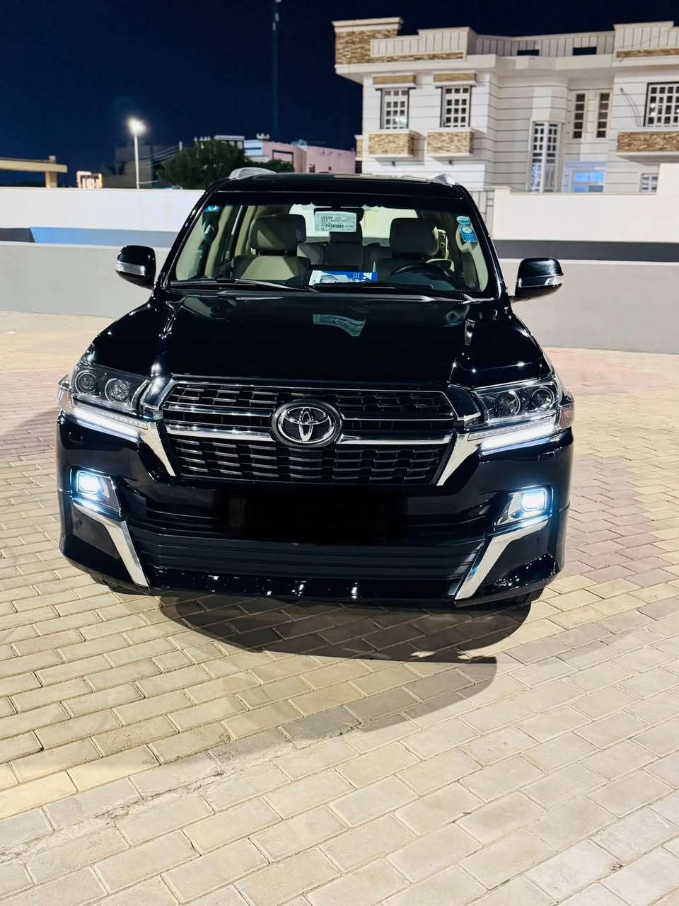 الاند كروز 2021 خليجي فطيم اصل

كفاله عامه مغلفه PPF امريكي ابو ضمان 

كير ومكينه كفاله       4.600.   V8 

بيها رصعه صغيره بل باب مسحوبه مقدار اصبع اباهام فقط 

ماشيه 98 km حقيقي 

سياره ع وضع شركه كلش جديده 

تجي تفحص وتتاكد من صحه الكلام 

سعر 520. بيها مجال 
مكانها الرمادي 
***********
