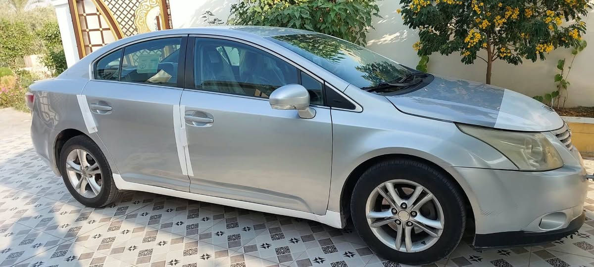 مكلف بالنشر 
افينيس 2012 للبيع محرك وگير كورلا
للتواصل+9647800970416
