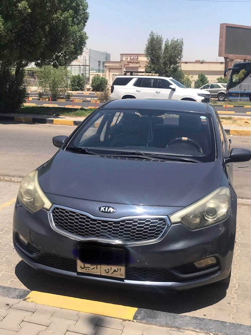للبيع 

كيا سيراتو ٢٠١٦ (وارد خليجي)
السيارة نظيفة وبحالة ممتازة،

اlخليجي أصلي  ومحرك ١٦٠٠ ما مفتوح

المسافة المقطوعة: ماشية 141 ألف كيلومتر حقيقي 

 حساسات خلفية .

 كاميرا خلفية .

المري: تحكم كهرباء

تحكم ستيرن كامل  مثبت سرعه كروز

السعر ١١٠ ورقه 

مكان النجف 

*********** واتسب
