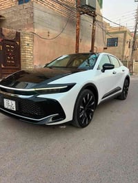 للبيع تويوتا كراون ( ماجستا )   مديل ٢٠٢٣ مكفوله كفاله عامه  رقم بغداد...
