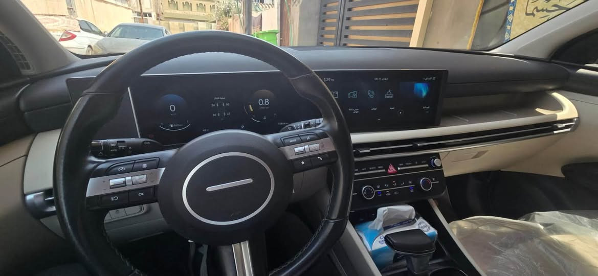 السلام عليكم
توسان موديل ٢٥ 

كشن تبريد كهربهاء 

بصمة دخول 

بصمة تشغيل

تو كلور 

ماشية ١٥ الف

فول مواصفات السياره جديده ونضيفه حيل 

رقم اربيل شرط المداور 

السعر ٢٢٥ وبيه مجال للشراي 

***********
