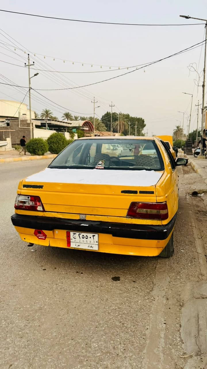 يا الله سلام عليكم بيجو 405 اصوليه السياره🚗 مداور ثاني يوم كير ومحرك فرنسي حلوات گشره كدامك السعر 18 ورقه وبيه مجال قليل حك الجيه العنوان الديوانية قضاء الشامية
 اوهذا رقمي ***********
 متواجد فيسبوك واتساب
