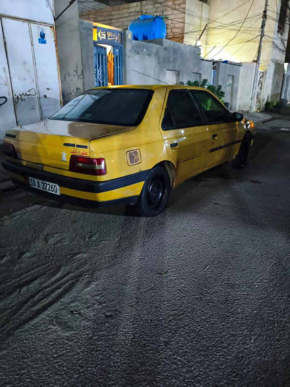 بيجو 405مديل 12كير و مكينه مكفوالت مصفره هيه وغرمات سياره حلوه وناعمه عوزه مشط ستيرن تبريد شغال حلو غرفته حلوه جملغ المامي صوب العبري مبدال وال بقي شوف العين مكان نجف بسمي مدور ثاني يوم *********** متوجد خاص وا نتصال سعر 20وبيهه مجال
