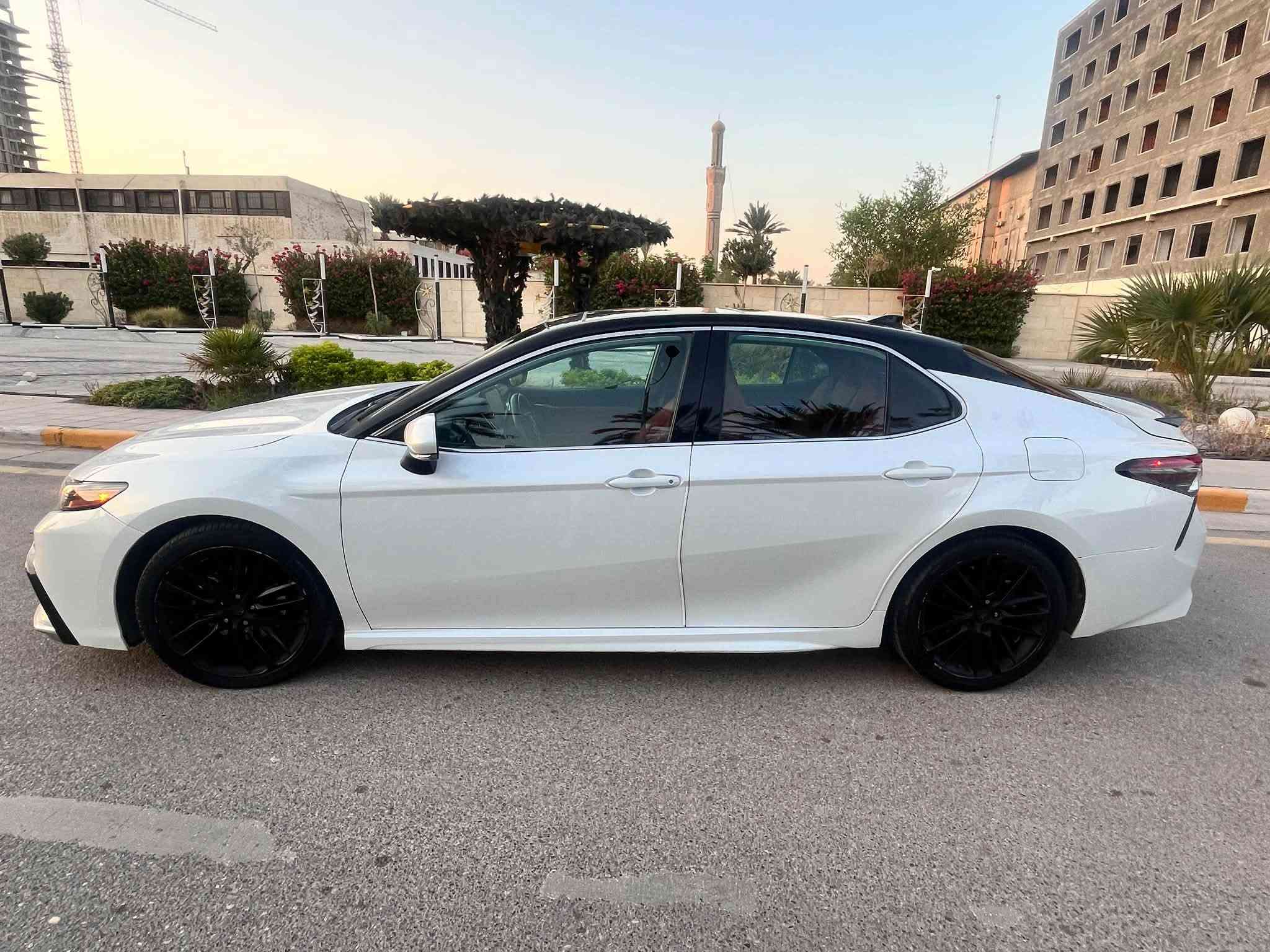 سلام عليكم ***********سعر السياره 205واذا اكو مراوس هايبرد على كد 120اقل الافضل هم تيوتا بين قوسين كورلا واكو ارخص بعد احسن رقم اربيل 

السياره بيه جنطه وجاملغ وباب سطحي ما داخل ابد ولا اكو كص كله على البلاد ما مبدل شي معدل ومصبوغ الضربه مالته ابد مو قويه

السياره مفوله من كلشي فىه xseبانورما 
نضيفه السياره مكينه نضيفه شرط الفحص
(مكانه بغداد اليرموك الاربع شوارع)السياره يحتاجله بولش بس
