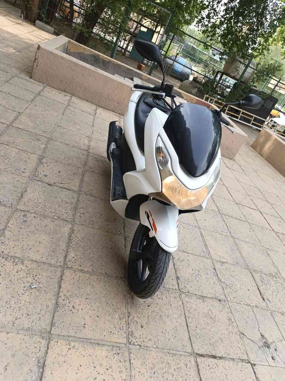 PCX • جيل اول • ١٥٠
