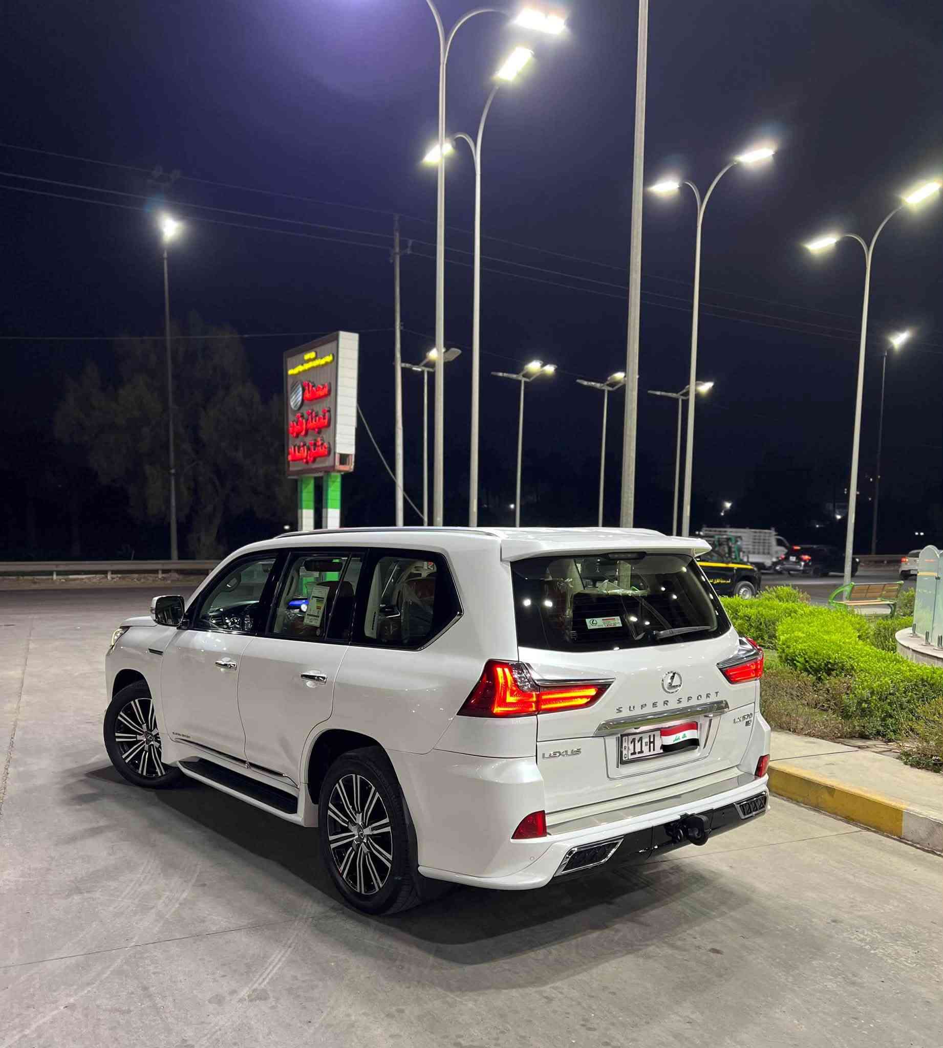 السلام عليك👋🏻👋🏻👋🏻

للبيع 

LX570 لگزز بريم 

سنة الصنع:2019 

خليجي 

عداد المسافه:110000 KM

ثلاث 3 قطع صبغ 

والباقي كفاله عامه 

كير محرك شرط 

الملكيه:بأسمي شخصياً 

سعر السياره 55000$ 

مكان السياره:بغداد الرصافه

للاتصال
***********
***********
