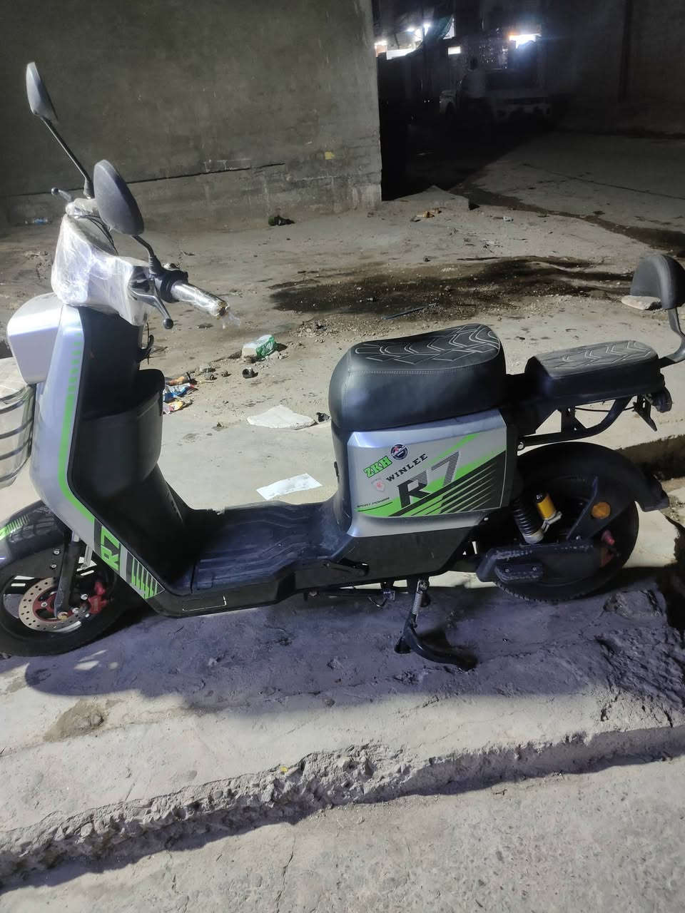 شحن • وينلي R7 • نظيفه