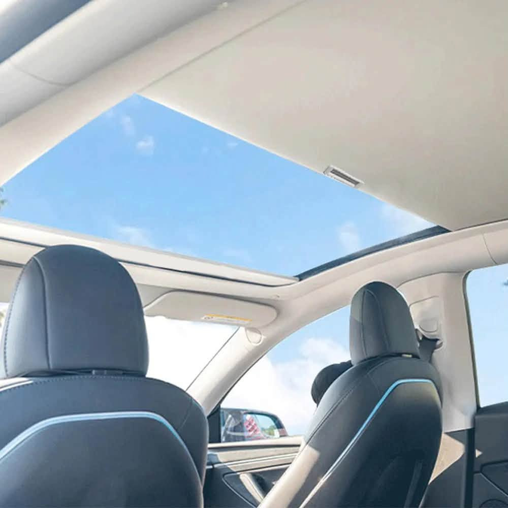 ***********

نص مكتوب في الصور:
- Eco-friendly fabric Fits original model y sunroof High quality Easy to lift and switch freely