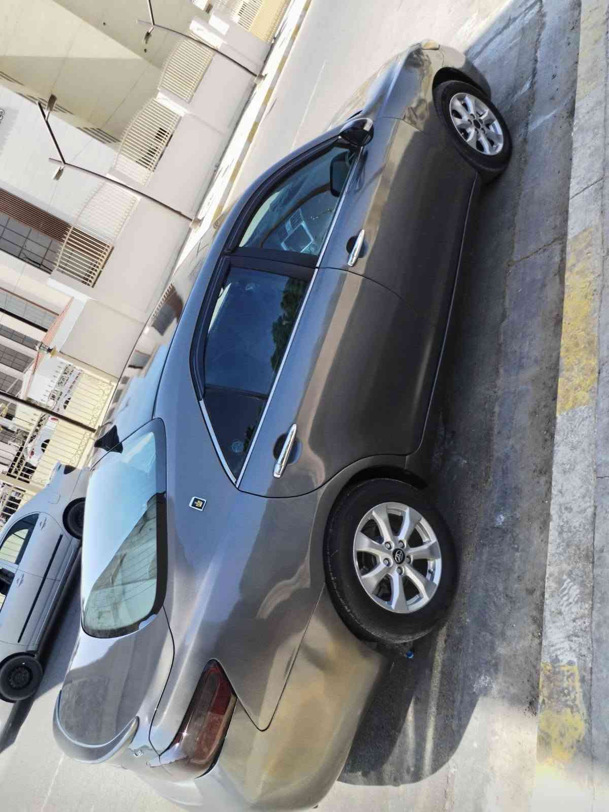 السلام عليكم كامري موديل 2007 وارد أمريكي بدون ضرر ليبل واحد بدون ايرباك  السياره كفاله من أي ضرر  حزمته على ايدي صبغ فرن أثر جراد فول مواصفات فتحه سقف كشنوكهربا شاشه رقم بغداد تخم تاير جديد محرك وكير السعر 85 وبيها مجال نضيف تبريد ثلج صدر جديد السياره متحط عليه لو ألف مديومه على ايدي لله شاهد واسف والمكان الفلوجه لاتصال على الرقم *********** والرقم الكورك *********** وعلى الرقم الثالث ***********
