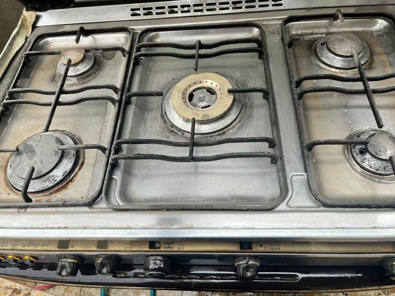 طباخ • للبيع • تواصل