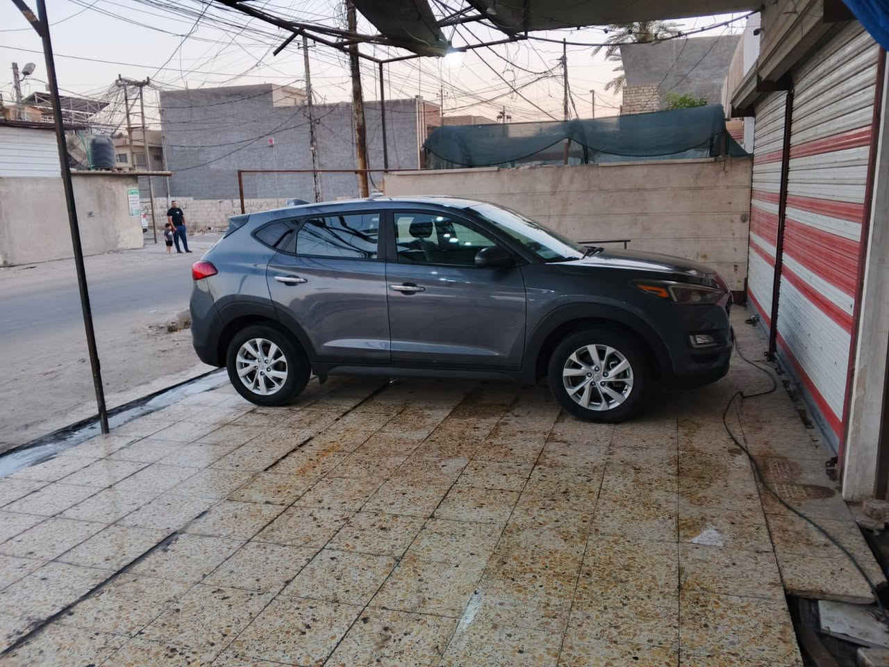 السلام عليكم توسان مديل 2019 رقم بغداد بسمي  سياره جاهزة من كلشي السعر 120 ورقه عنواني بغداد الدورة بيع فقط ***********
