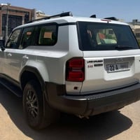 للبيع برادو فئة R0 قطعتين ضمان تويوتا العراق ١/ ٢٠٢٥ لون اسود ماشية ١١...