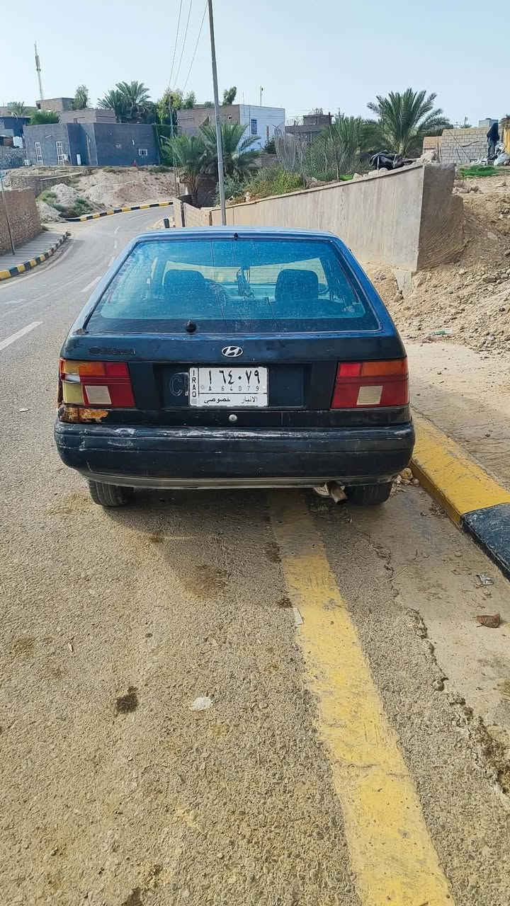 للبيع • سيارة