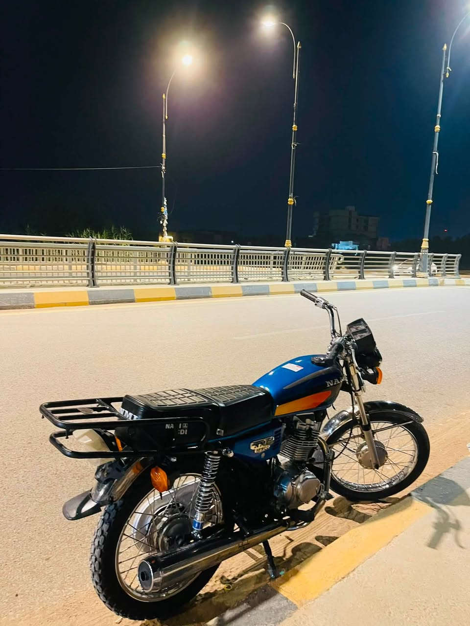 راجه للبيع.  أوراق أصولي✅

شاصي أرشا 18
المكينه نامه أصلي 24 طالعه بل 25
 تفحص من تاير لتاير
الديوانيه مركز

متواجد فيس واتصال ***********
 السعر875 بيها مجال بسيط
