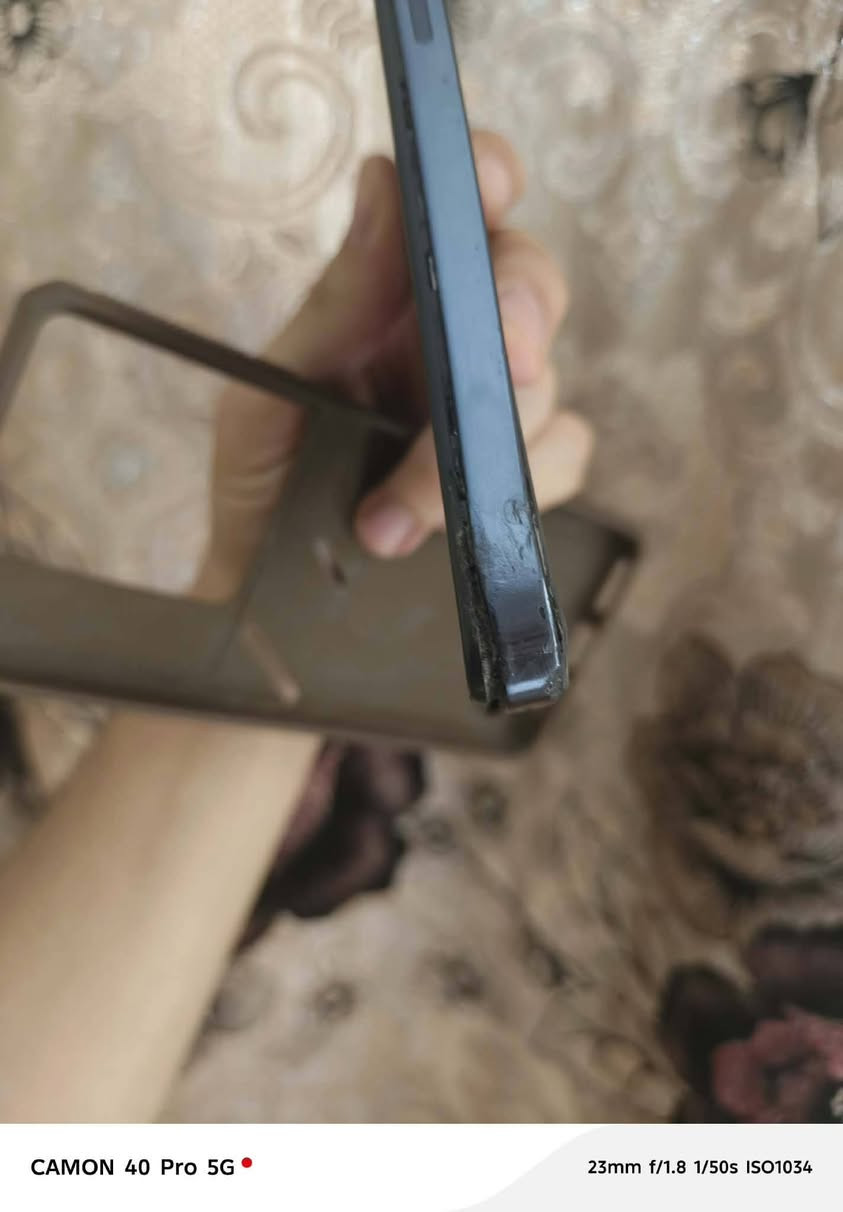 كامون 40 برو 5G • ٢٥٦ • شاصي