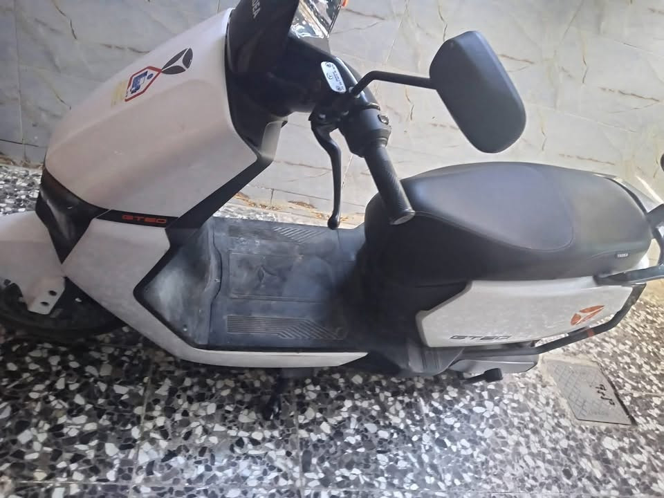 السلام عليكم
درجه البيع ياديا مكان  بغداد الشعب السعر 1100 وبيه مجال الاستفسار الرقم ***********
