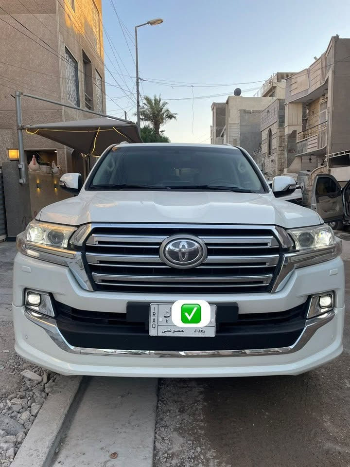 السلام عليكم
لاندكروز Gxr بريم  خليجي 
الون صدفي 
تفاصيلها كامله موجوده بالتقرير مالتها 
السعر : 46,500 وبيها مجال 
الاتصال : ***********
