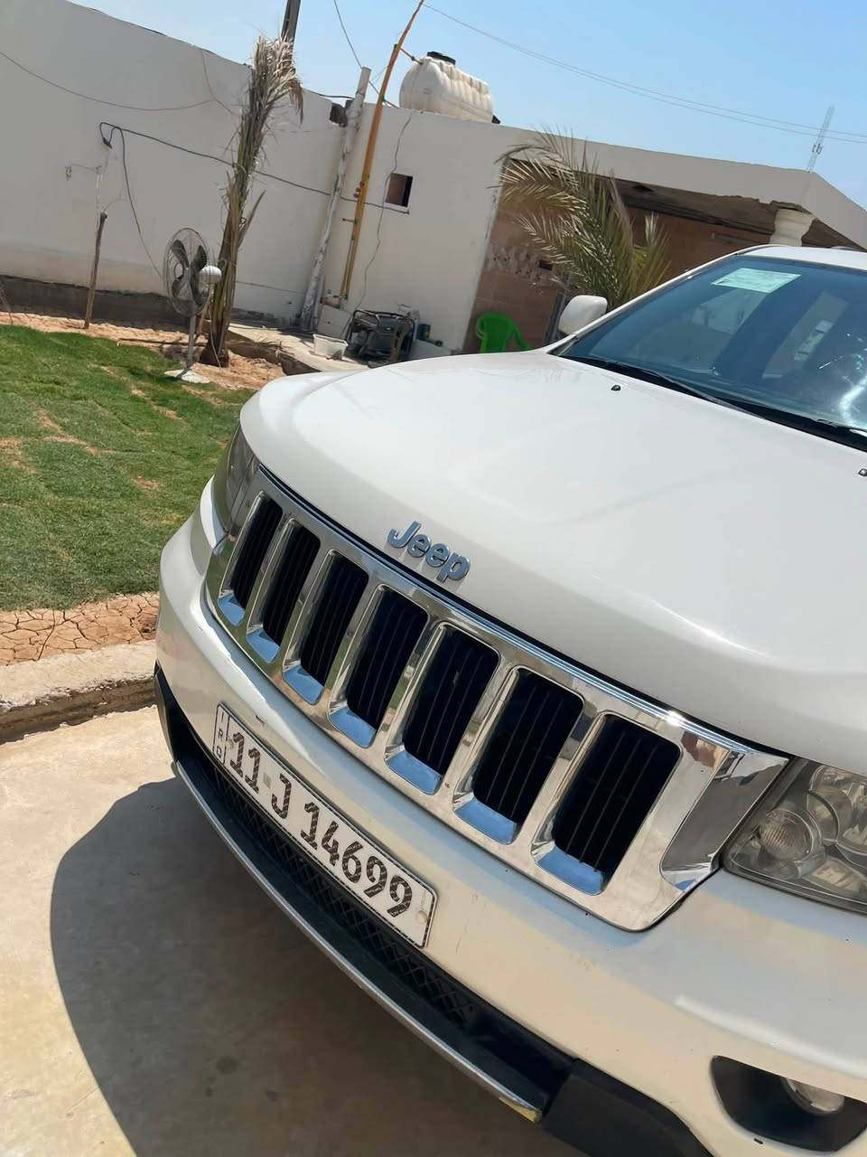 سلام عليكمً جيب مديل ١١ مكينه ٣٦٠٠ ماشيه ١٢٨ بغداد كشن سائق كهرباء حساسات خلفيه كامره دواره شاشه تاب عنوان بغداد سعر ١٣٠ او مراوس اقل *********** ‭***********‬
