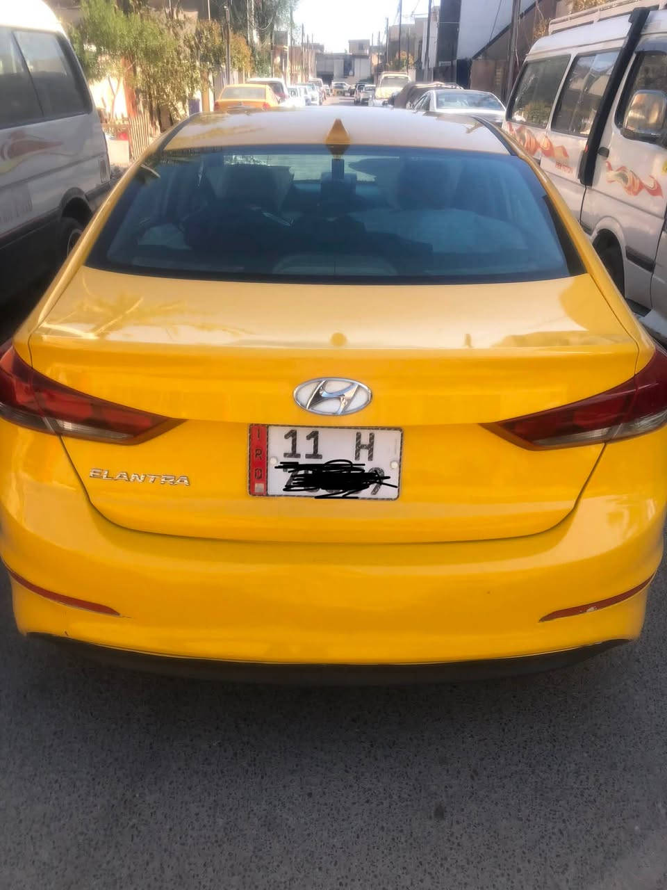 للبيع النترا نقد فقط بدون مراوس ولاقسط موديل ٢٠١٧ امريكي مكينه دوش ١٨٠٠ سياره صبغه جديده كلش حلوه شخط مابيها حادثها جاملغ وبنيد تبديل بيها شويه تصليح بل لغد فقط حادث امريكا رقم نكليزي بغداد مصفره  مكاني بياع تقاطع درويش   السعر   ٩٥ 
***********
