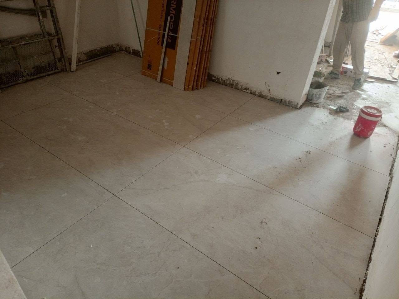 اسطة سيراميك • ارضيات • جداري