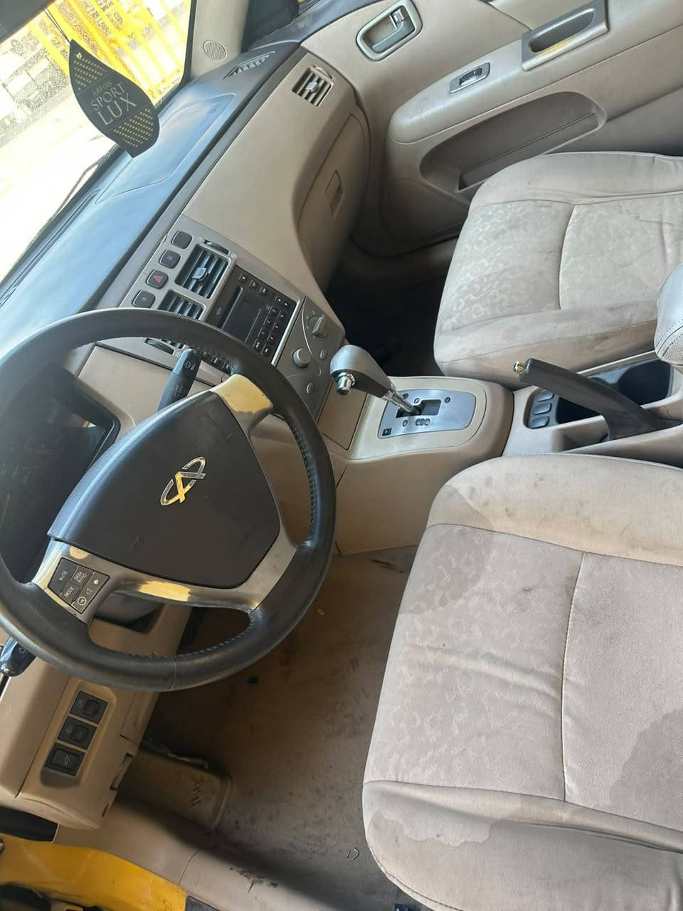 شيري اي فايف • ٢٠١١ • بدون ايرباك
