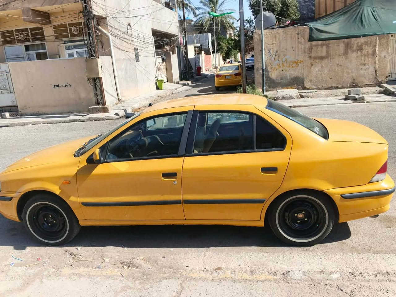 سمند 2011
كاملة مابيهة اي نقص 
مصبوغه صبغ درجة اولى  ومكفولة من حادث وضربة 
كير مكينة مكفولات 
داخل جديد 
سعر 33 
ديالى بعقوبة 
***********

