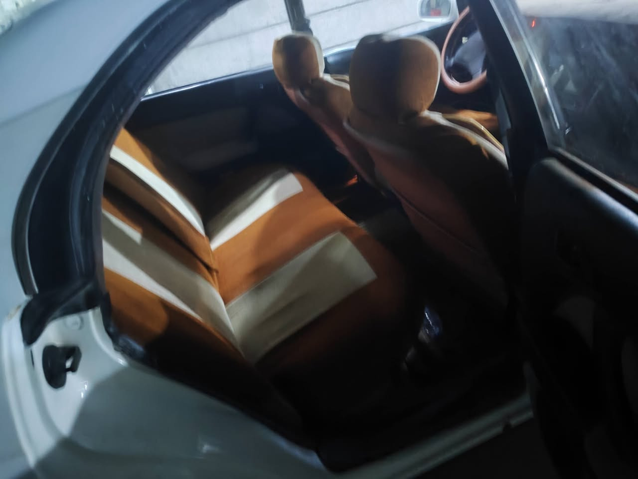 السلام عليكم بطه ما بيها نقص تبريد شاشه كاميرا خلفيه حداديه تخم تاير ام بي 3 شده مال جناي كانت واقفه السياره سنتين ونفضتها نفض واريد ابيعها رايتها 67 كفاله رقم بصره انكليزي ***********
