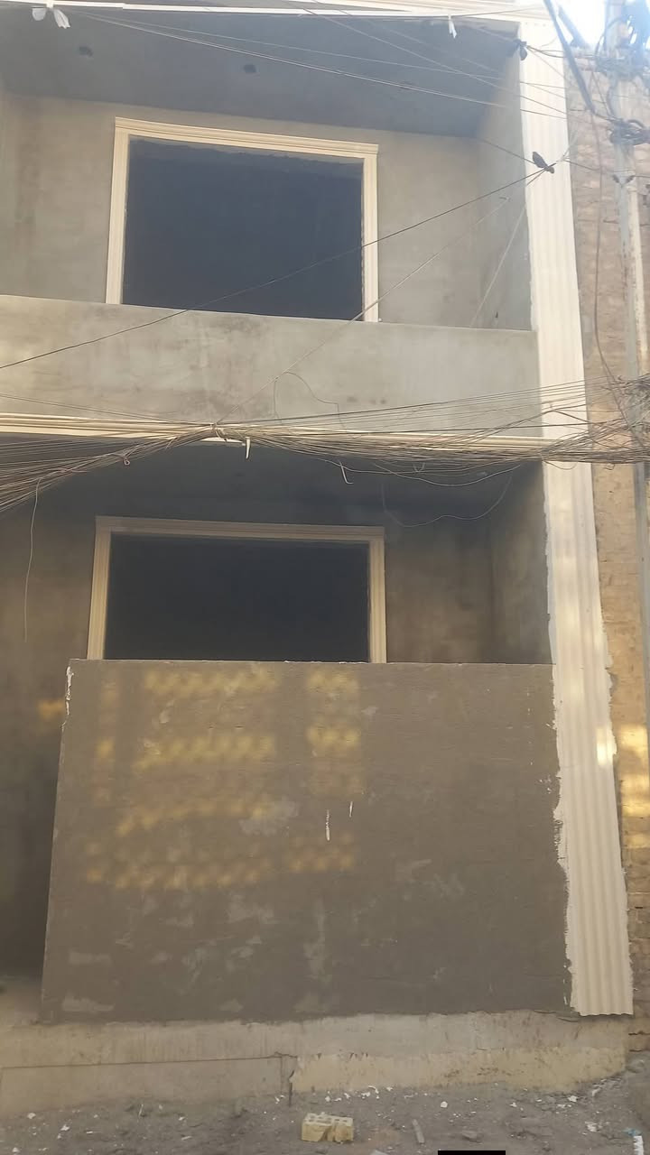 لباخ مصري درجه اولي خشن وناعم وطلس وفوم وصبغ وتشميع داخلي وخارجي وتصفير مساطر متفرغ حاليا***********
