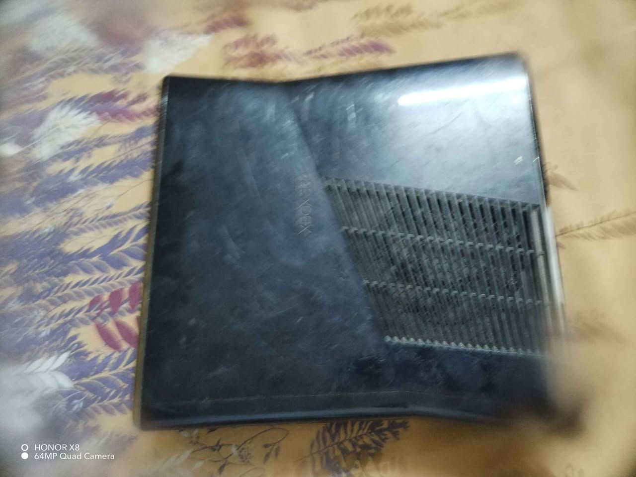 اخوان اكس بوكس نضيف وممتاز او بي هارد مهكر يعني حجمه 500GB او انطيك وياه 1 جويستك 125 نهايته قفل
واتساب *********** أربيل, العراق

نص مكتوب في الصور:
- HONOR X8
- 64MP Quad Camera
- HONOR X8 64MP Quad Camera
- O HONOR X8