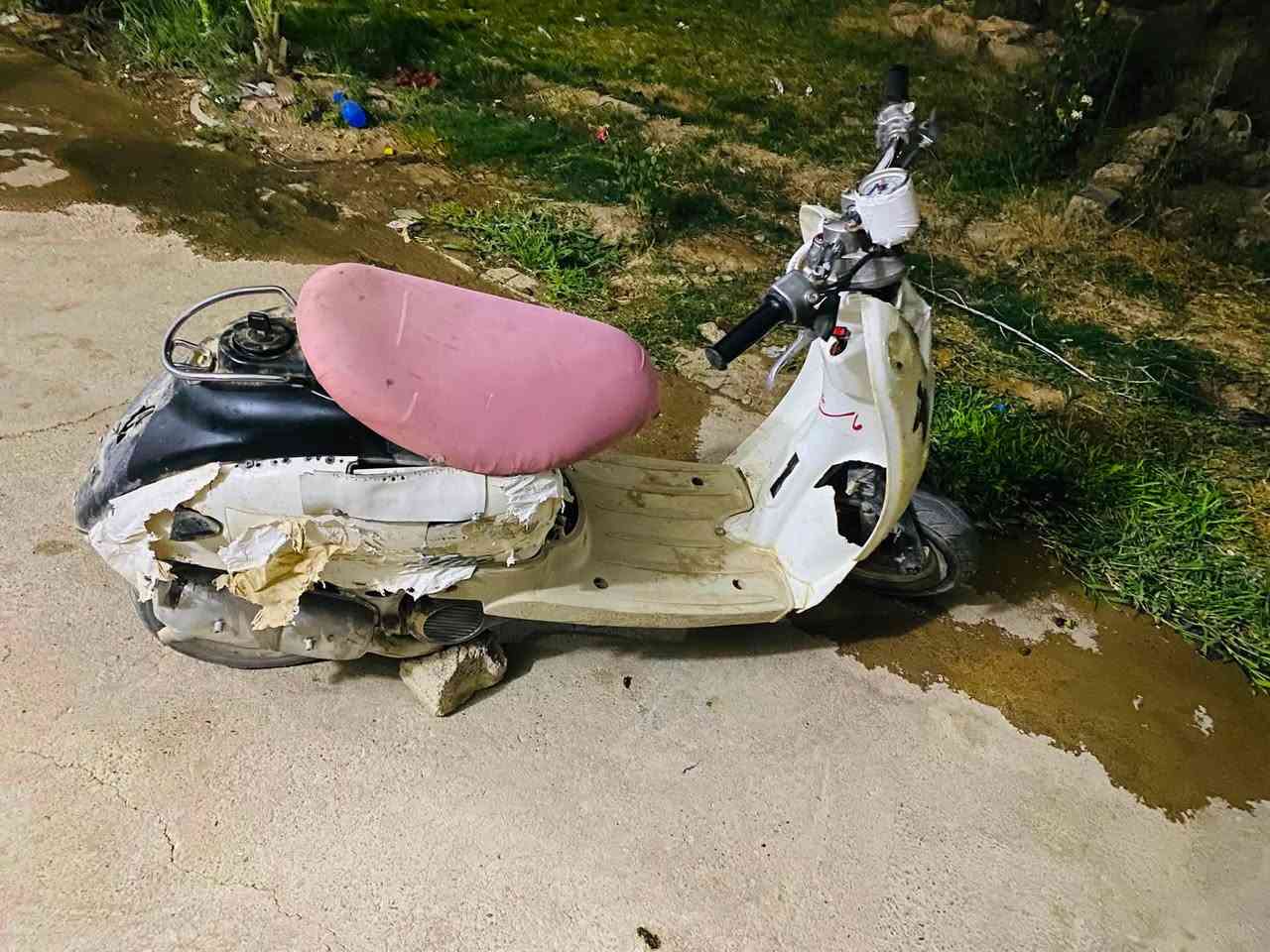 السلام عليكم ورحمة الله وبركاته عندي هاذه المطور عبد الحليم للبيع هندر وحد يشتغال وكبريتر ومحرك بل شرط جديد هاذه رقمي *********** السعر ملته￼ 160 وبيه مجال رجان المو شراي لا يتعبني ومروس هم يرهم
