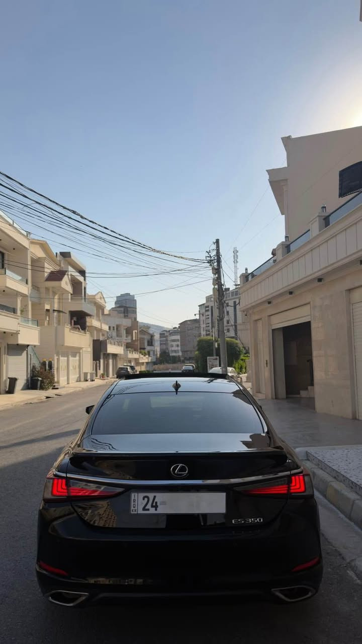 Lexus ES350 2022 

فوول مواصفات

80هزار ريڤه چوي 

2ده رگه هـ كلئر امريكا بدون دواخل بدون ارباگ بدون معجين

گئر محرك كهربائي ارباك شرط

سعر 278 و مجال

عنوان دهوك

رقم موبايل ***********                whatsapp+korek دهوك, العراق
